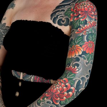 danketsu-irezumi-japanese tattoo-horirai-chrysanthemums 2 danketsu-irezumi-japanese tattoo-horirai-chrysanthemums 2